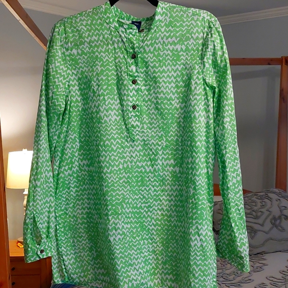 Gap green white button down tunic Sz medium EUC